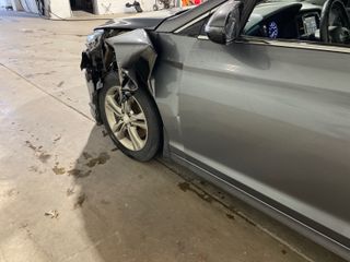 2019 Hyundai Sonata Limited - Primary Damage Right Image